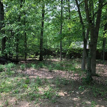 Wooded Twin Lakes Retreat 13 Mi To Lake Michigan! Esterno foto